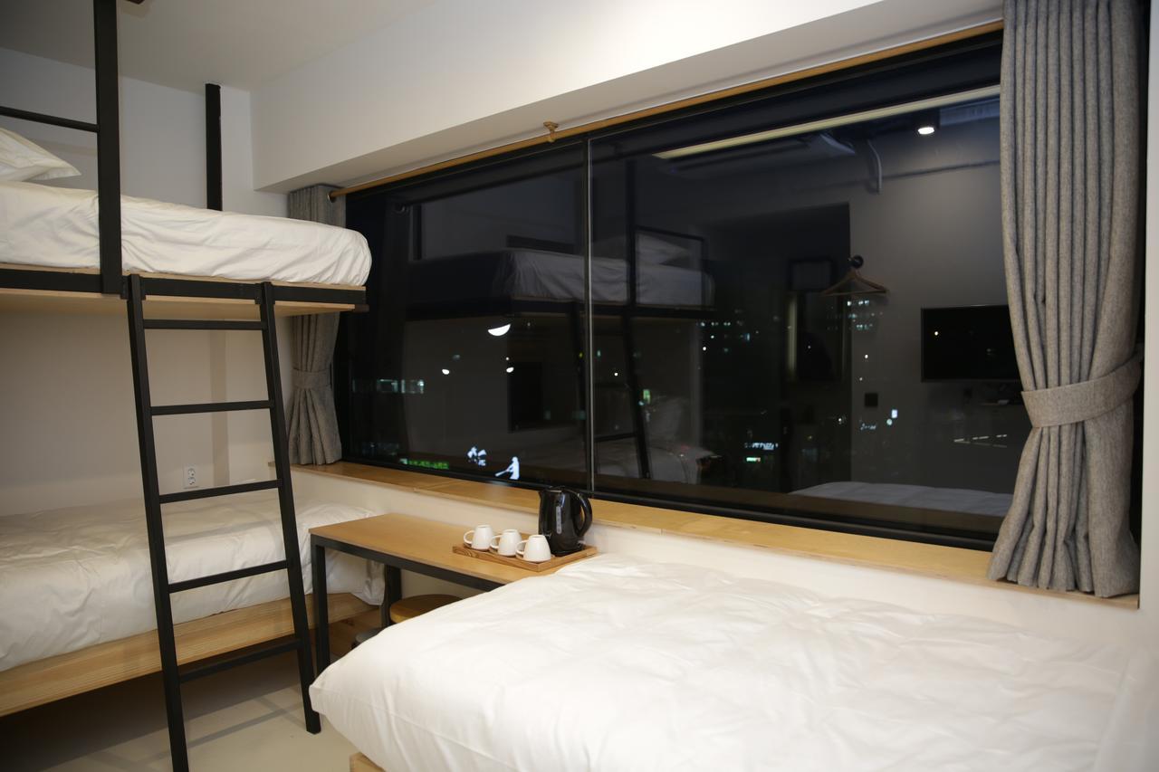96 Bun'z Travelers Seoul